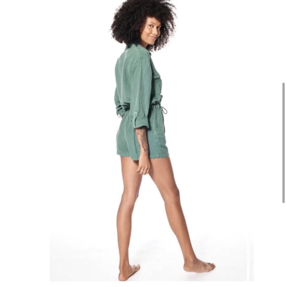 NWOT Young Fabulous & Broke YFB Lakeside Cargo Shorts Utility Romper Size small - Picture 4 of 15